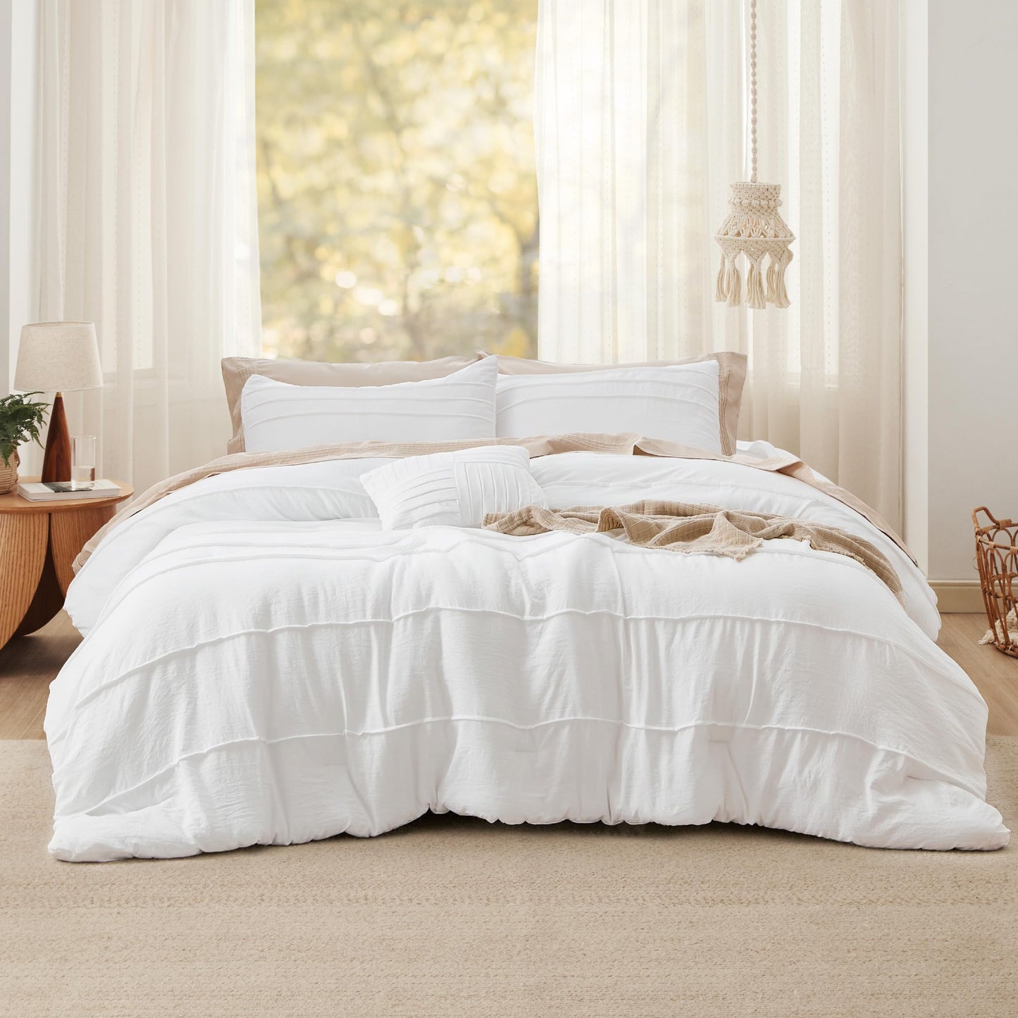 Bedsure Beige Queen Comforter Set - 4 Pieces Pinch Pleat Bed Set, Down Alternative Bedding Sets for All Season, 1 Comforter, 2 Pillowcases, 1 Decorative Pillow